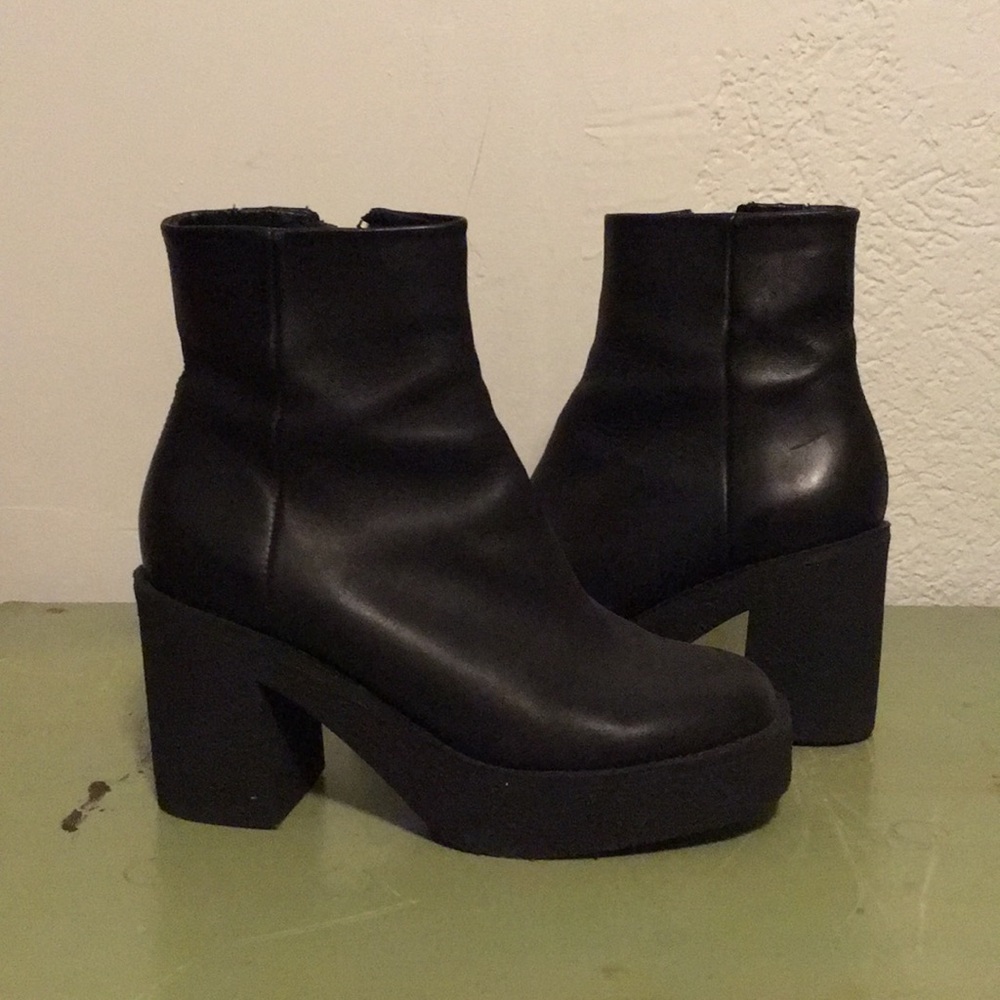 Black leather zip up ankle platform boots